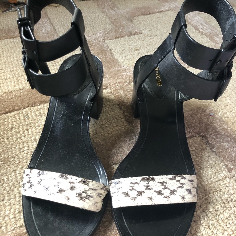 Pour La Victoire Open Toe Sandals